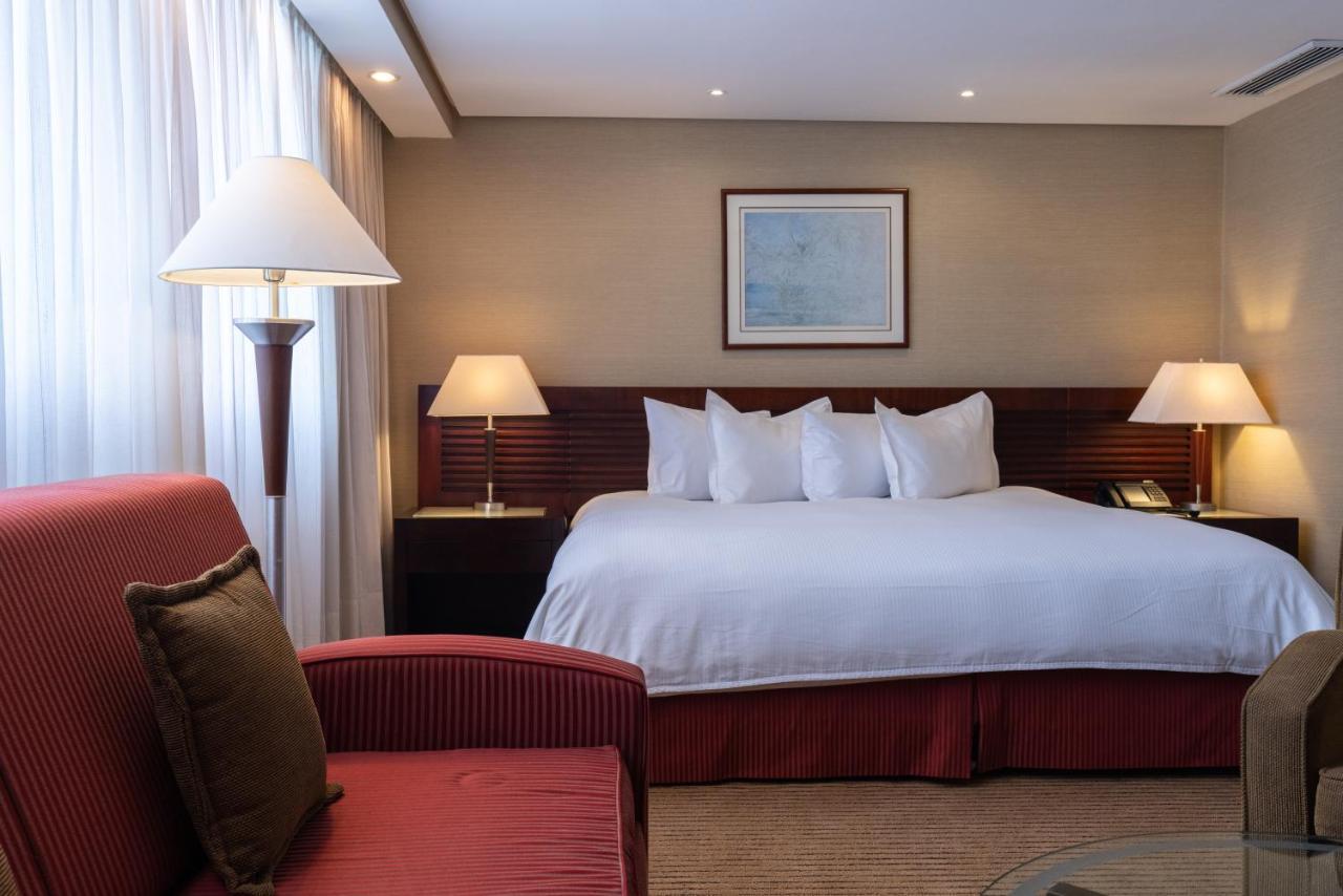Eurobuilding Hotel & Suites Καράκας Εξωτερικό φωτογραφία A bedroom at the Four Seasons Hotel